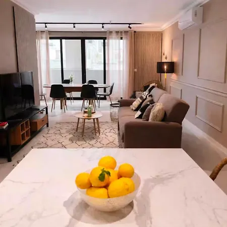 شقة Stylish 3 Bedroom Steps From Seafront *