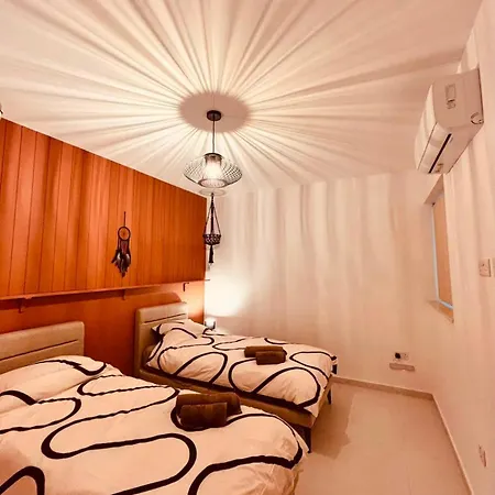 شقة Stylish 3 Bedroom Steps From Seafront